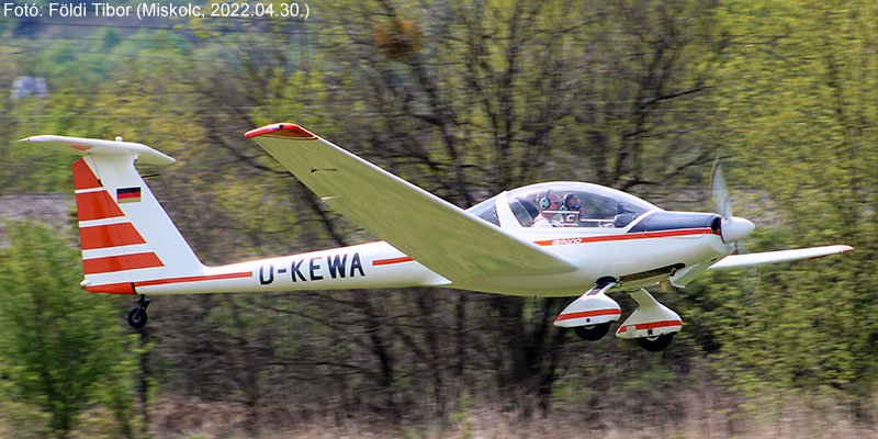 Kép a D-KEWA lajstromú gépről.