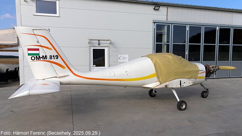 Kép a OM-M819 lajstromú gépről.