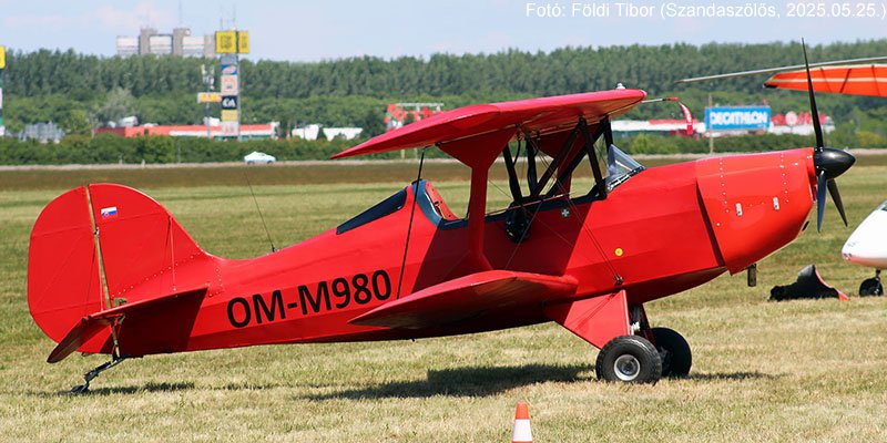 Kép a OM-M980 (2) lajstromú gépről.