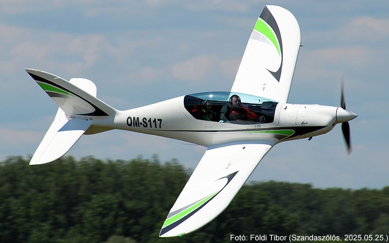 Kép a OM-S117 lajstromú gépről.
