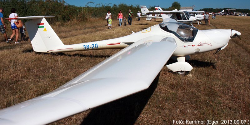 Kép a 38-20 (2) lajstromú gépről.