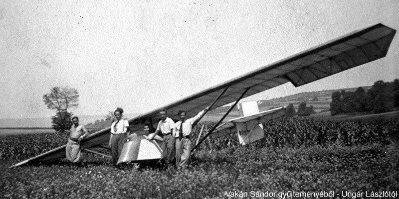 Kép a B-1201 lajstromú gépről.