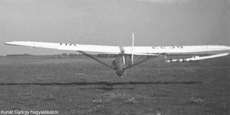 Kép a HA-2238 lajstromú gépről.