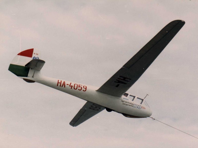 Kép a HA-4059 lajstromú gépről.