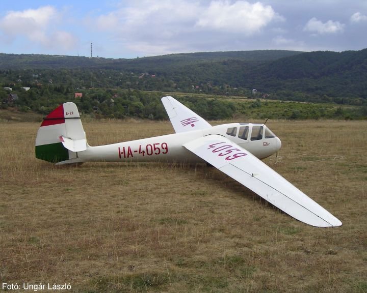 Kép a HA-4059 lajstromú gépről.