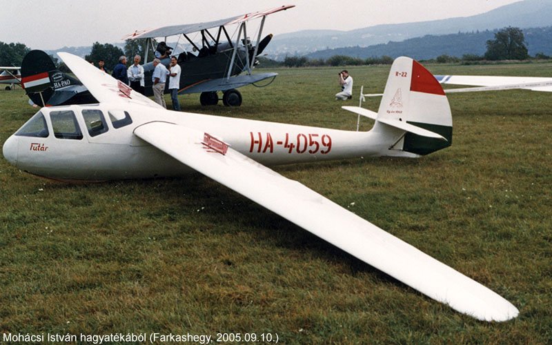 Kép a HA-4059 lajstromú gépről.