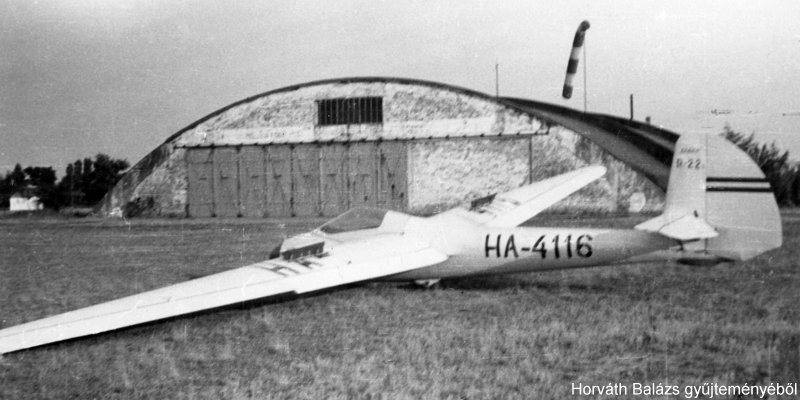 Kép a HA-4116 lajstromú gépről.