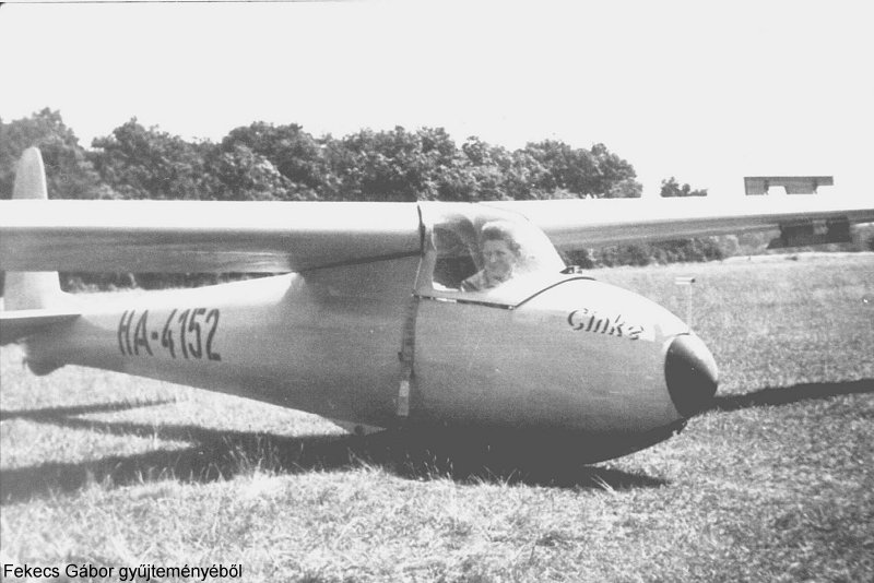 Kép a HA-4152 lajstromú gépről.