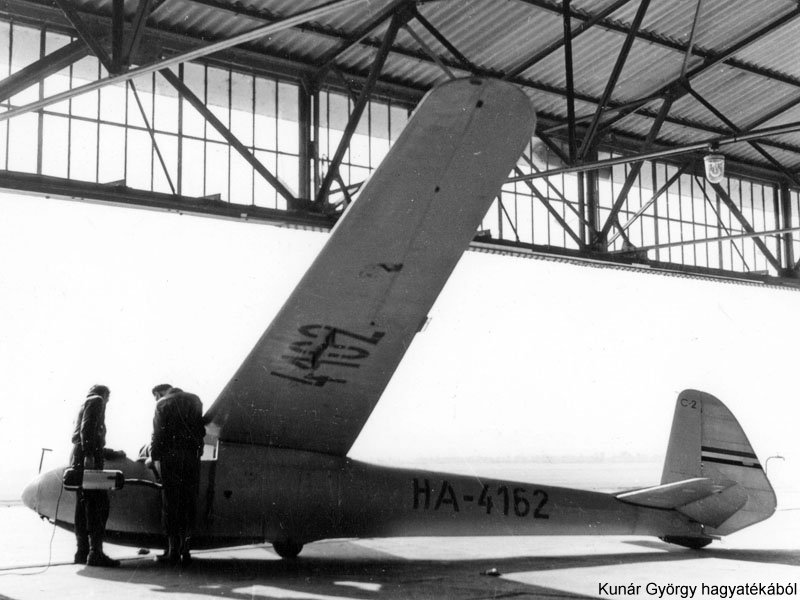 Kép a HA-4162 lajstromú gépről.