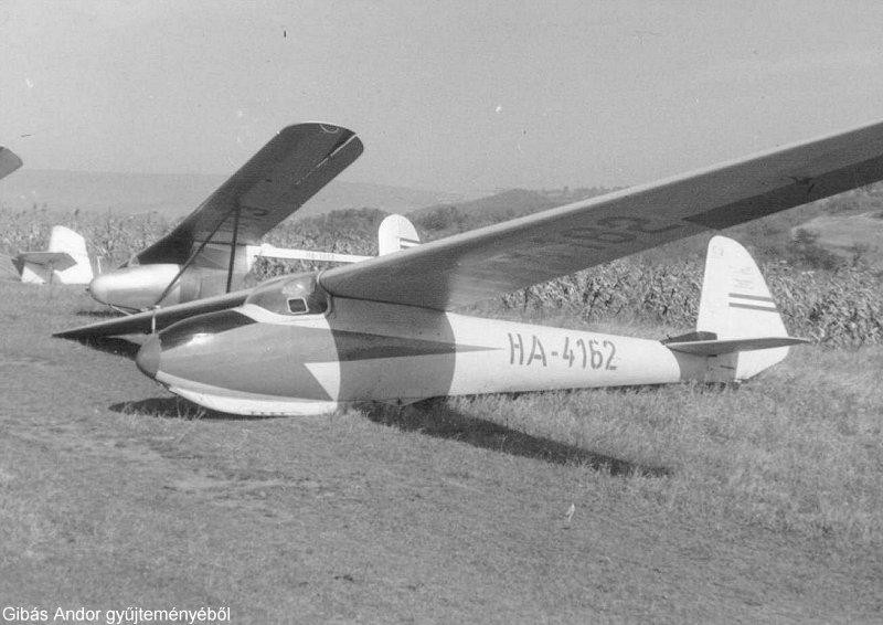 Kép a HA-4162 lajstromú gépről.