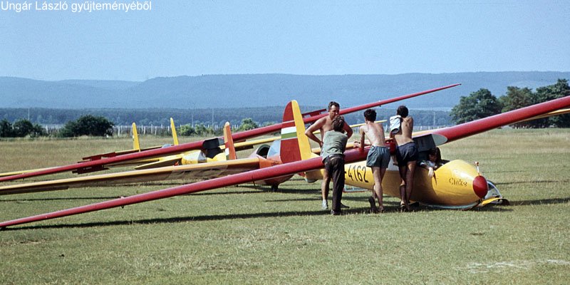 Kép a HA-4162 lajstromú gépről.