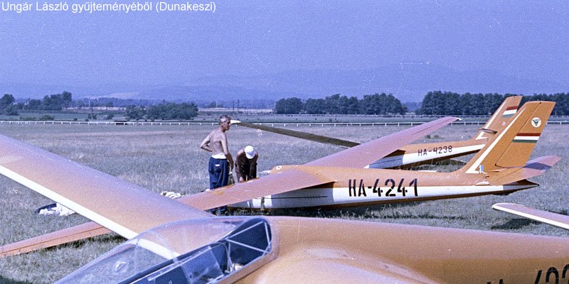 Kép a HA-4241 lajstromú gépről.