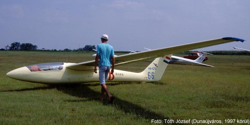 Kép a HA-4312 lajstromú gépről.