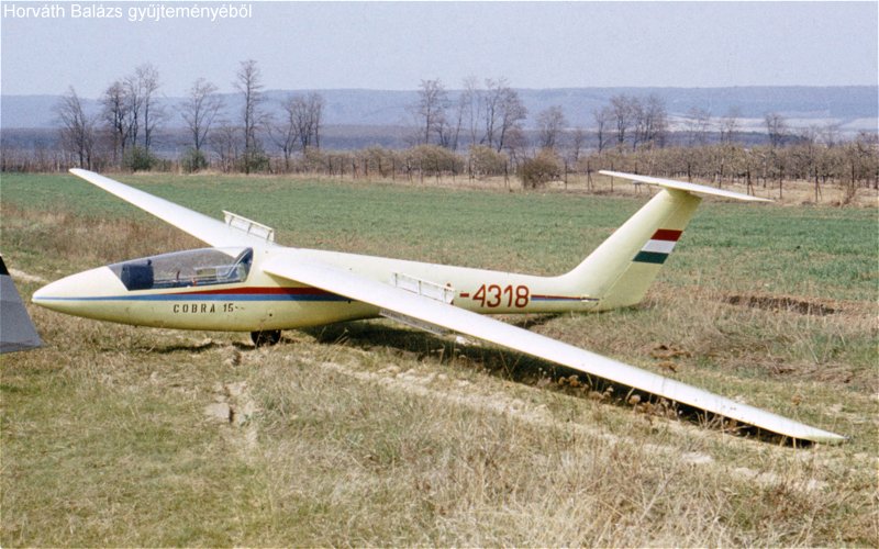 Kép a HA-4318 lajstromú gépről.