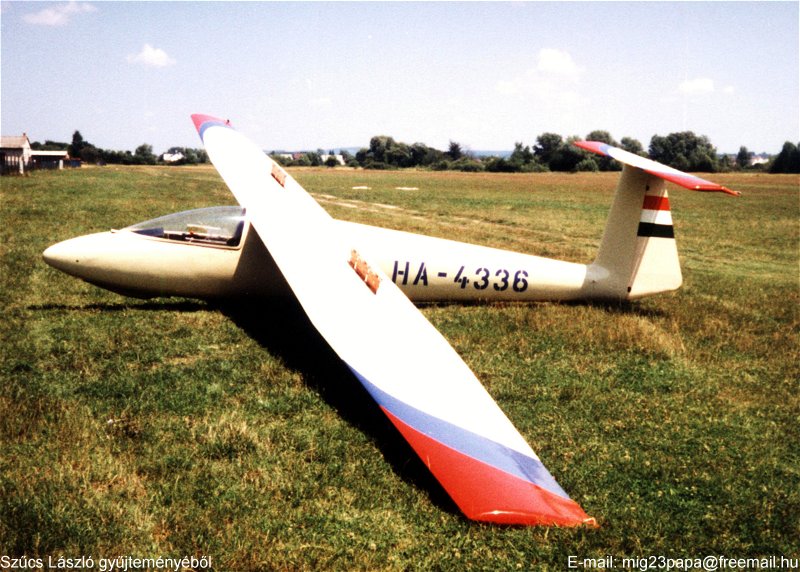 Kép a HA-4336 lajstromú gépről.