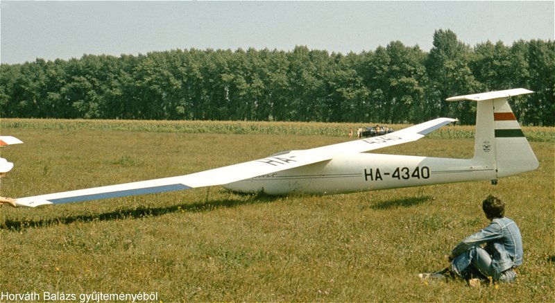 Kép a HA-4340 lajstromú gépről.