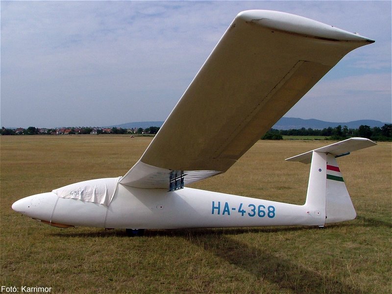 Kép a HA-4368 lajstromú gépről.