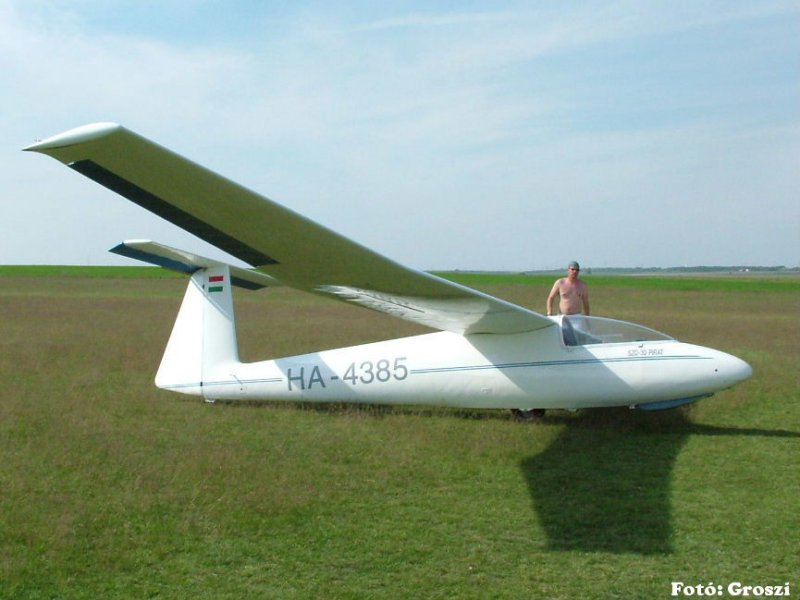 Kép a HA-4385 lajstromú gépről.