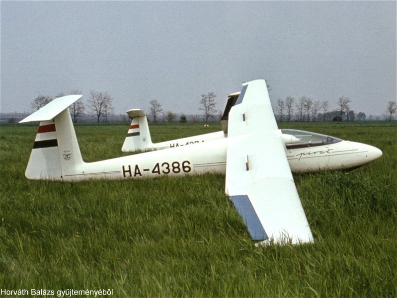 Kép a HA-4386 lajstromú gépről.