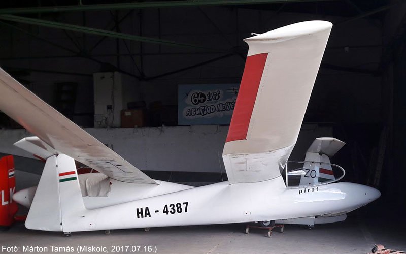 Kép a HA-4387 lajstromú gépről.