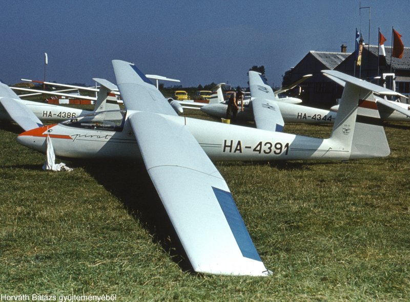 Kép a HA-4391 lajstromú gépről.