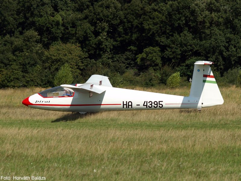 Kép a HA-4395 lajstromú gépről.