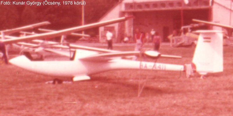 Kép a HA-4411 lajstromú gépről.