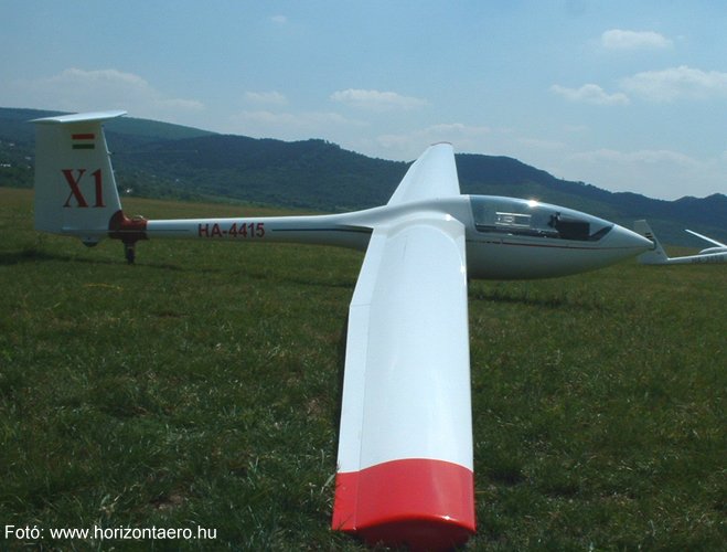 Kép a HA-4415 lajstromú gépről.