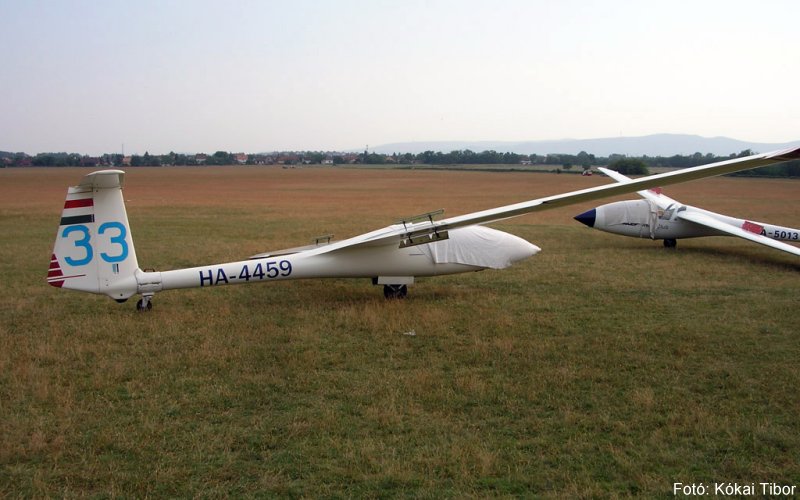 Kép a HA-4459 lajstromú gépről.