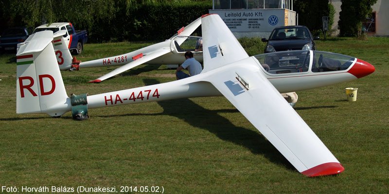 Kép a HA-4474 lajstromú gépről.