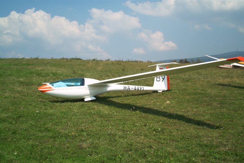 Kép a HA-4491 lajstromú gépről.