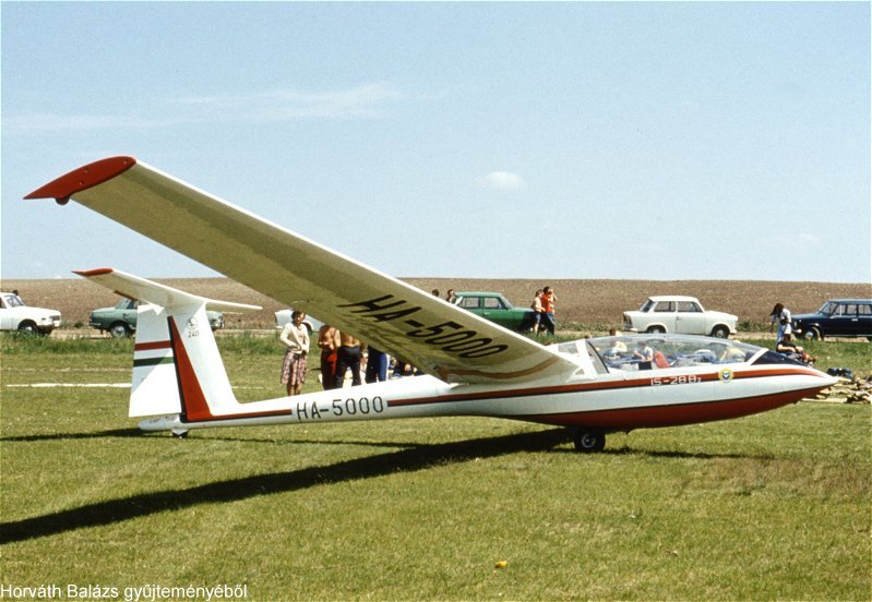 Kép a HA-5000 lajstromú gépről.