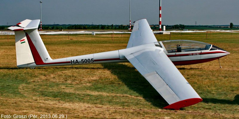 Kép a HA-5005 (2) lajstromú gépről.