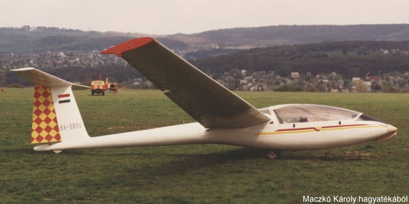 Kép a HA-5014 (2) lajstromú gépről.