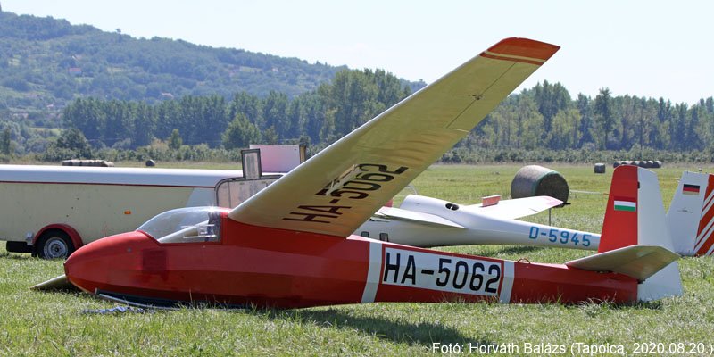 Kép a HA-5062 (2) lajstromú gépről.