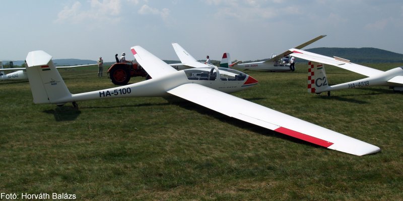 Kép a HA-5100 lajstromú gépről.