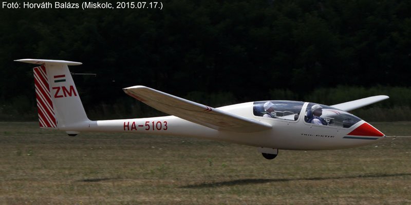 Kép a HA-5103 lajstromú gépről.