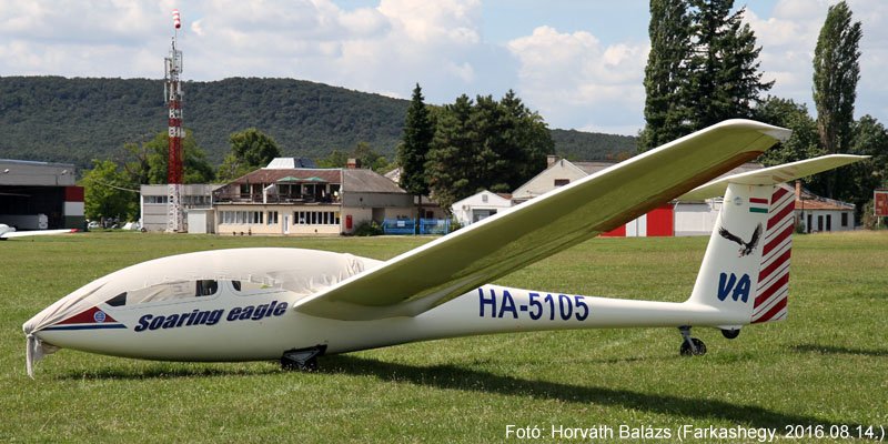 Kép a HA-5105 lajstromú gépről.