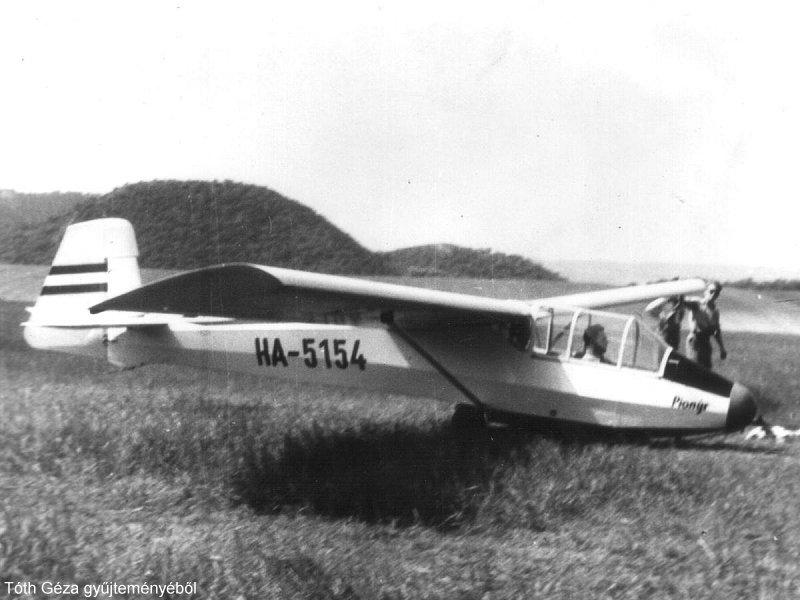 Kép a HA-5154 lajstromú gépről.