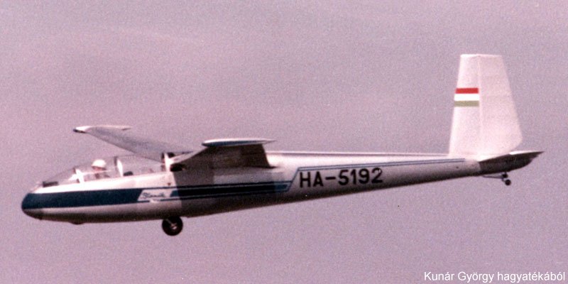Kép a HA-5192 (2) lajstromú gépről.