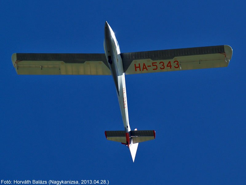 Kép a HA-5343 lajstromú gépről.