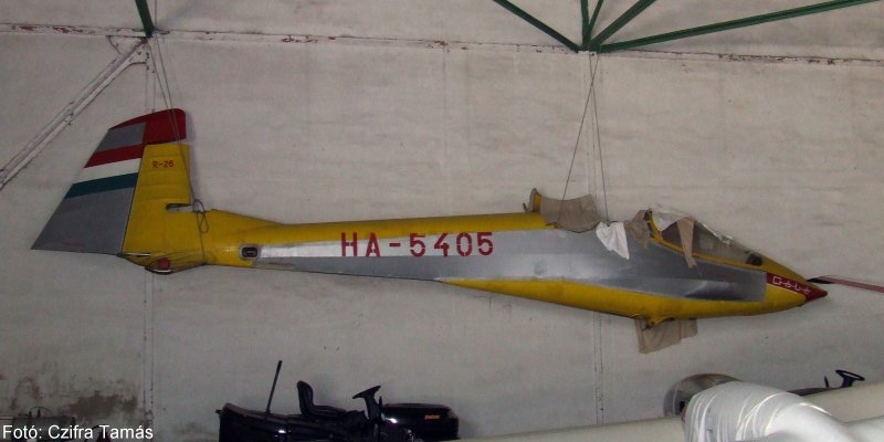 Kép a HA-5405 lajstromú gépről.